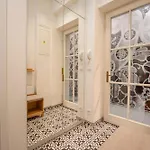 Visit Oomph Apartment *