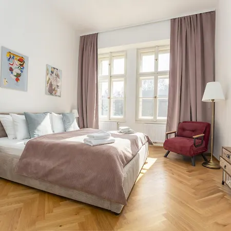 アパート Visit Oomph