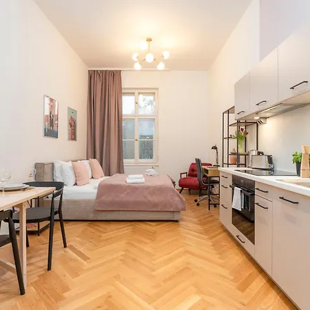 Visit Oomph Praga