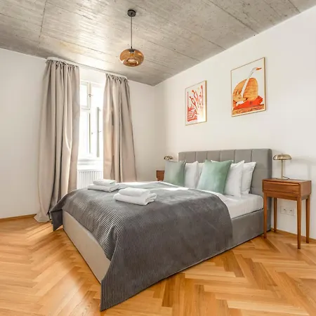 Visit Oomph アパート