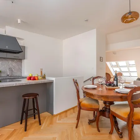 Visit Oomph アパート