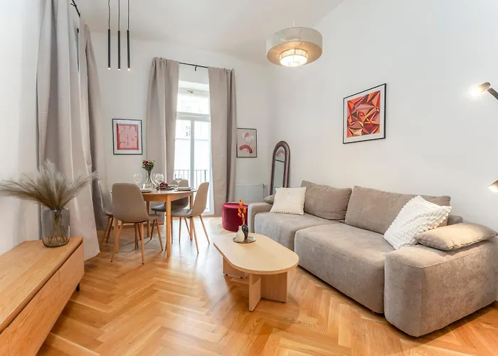 Visit Oomph Apartamento